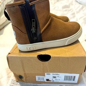 Toddler Ugg boots, side zip style. Worn once!